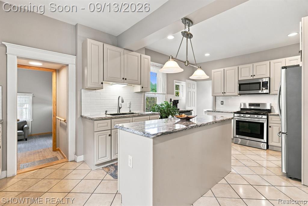1513 Saint Clair Boulevard Property Photo 13