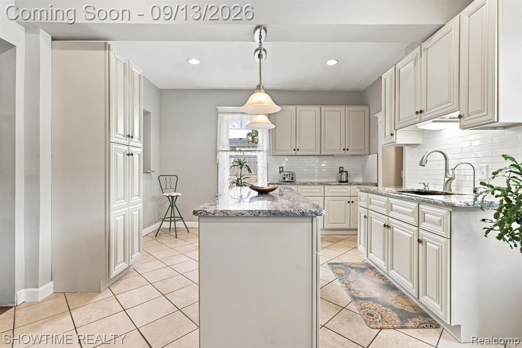 1513 Saint Clair Boulevard Property Photo 19