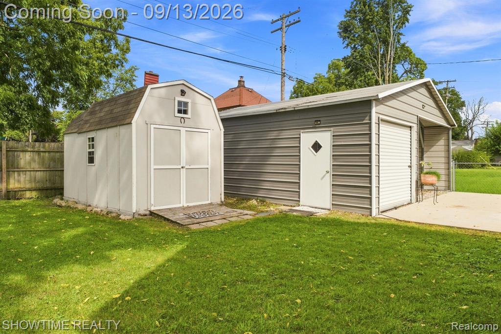 1513 Saint Clair Boulevard Property Photo 52