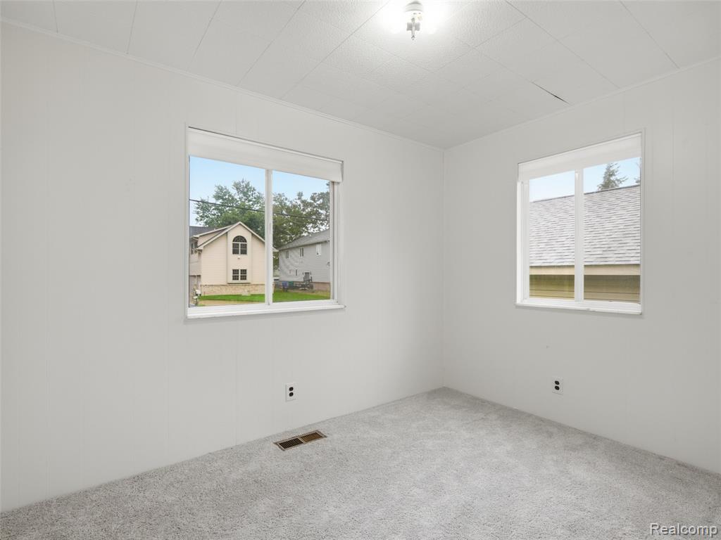 1353 Elmhurst Drive Property Photo 22