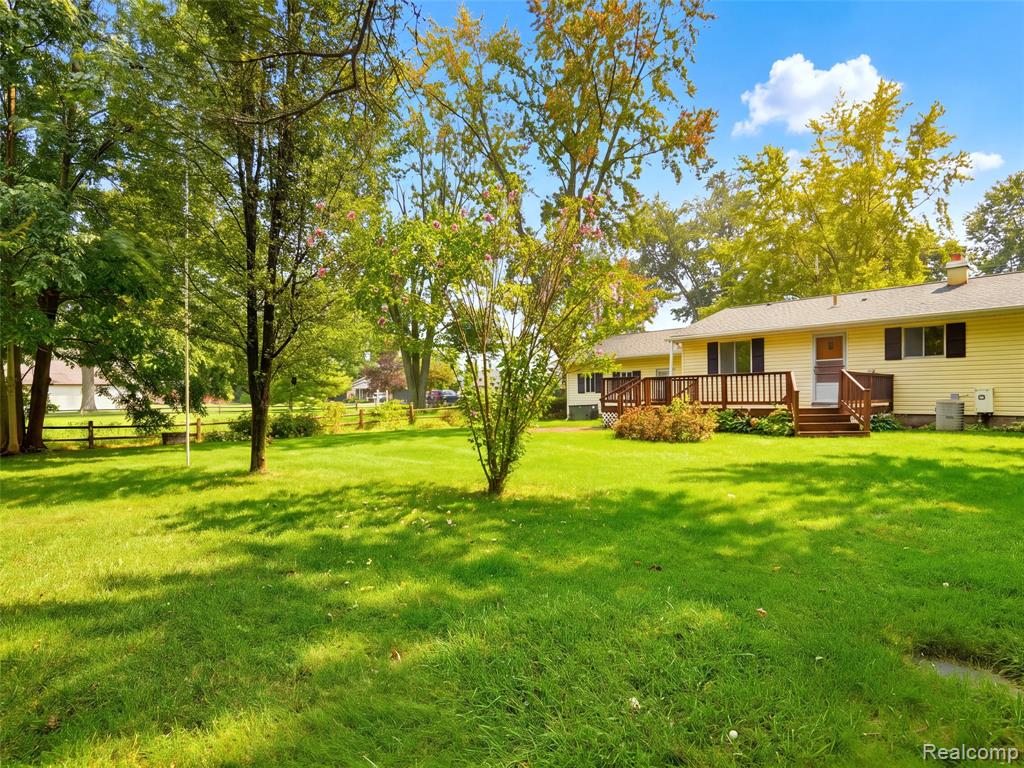 1353 Elmhurst Drive Property Photo 27