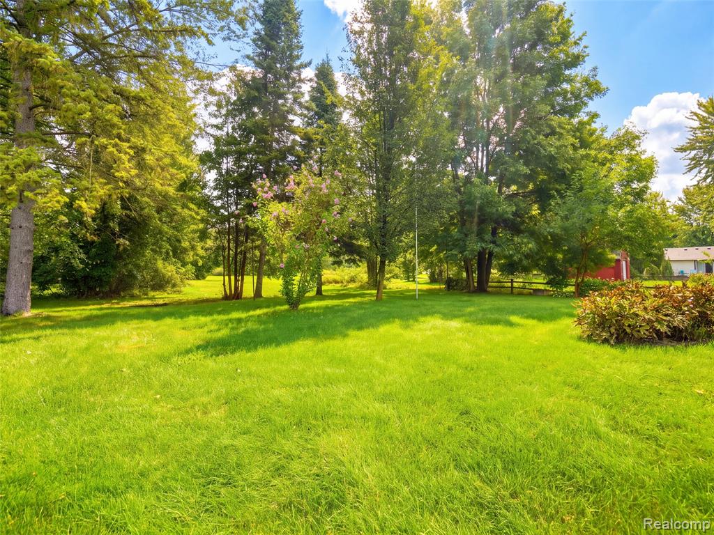 1353 Elmhurst Drive Property Photo 28