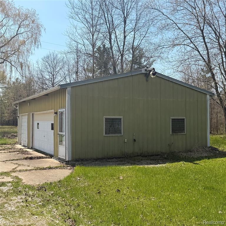 11779 Dunn Road Property Photo 3