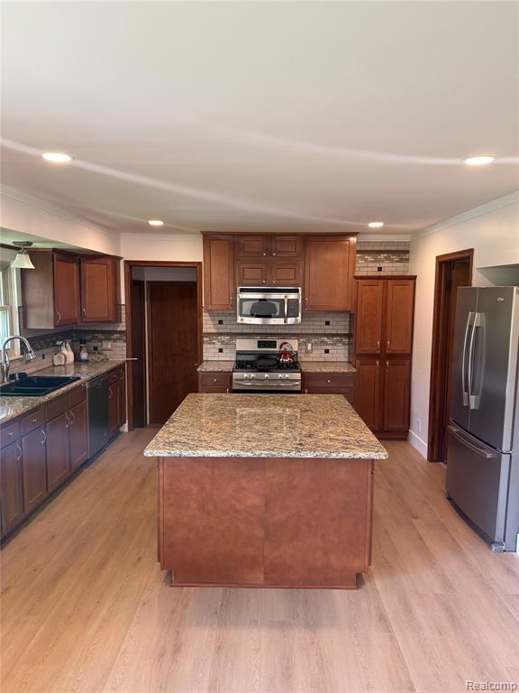 11779 Dunn Road Property Photo 12