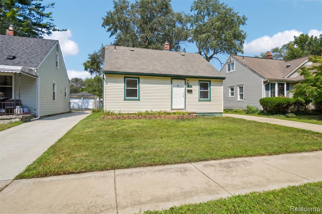 24346 Lehigh Street Property Photo 1