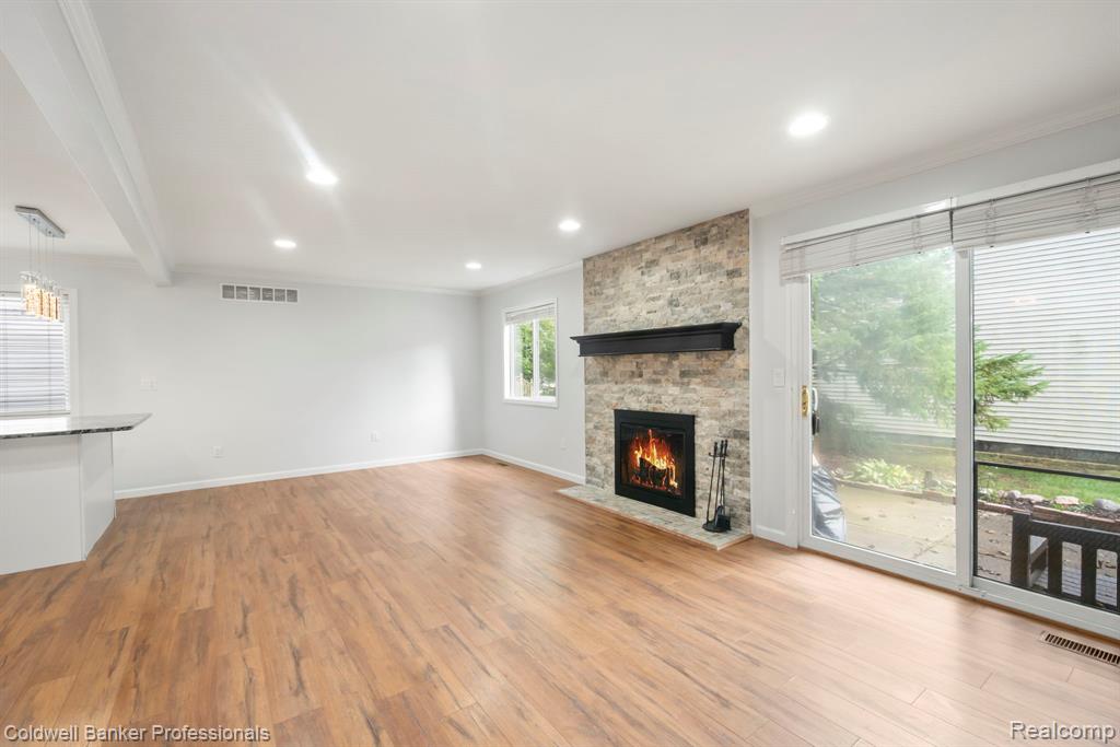 2838 Roundtree Drive Property Photo 10