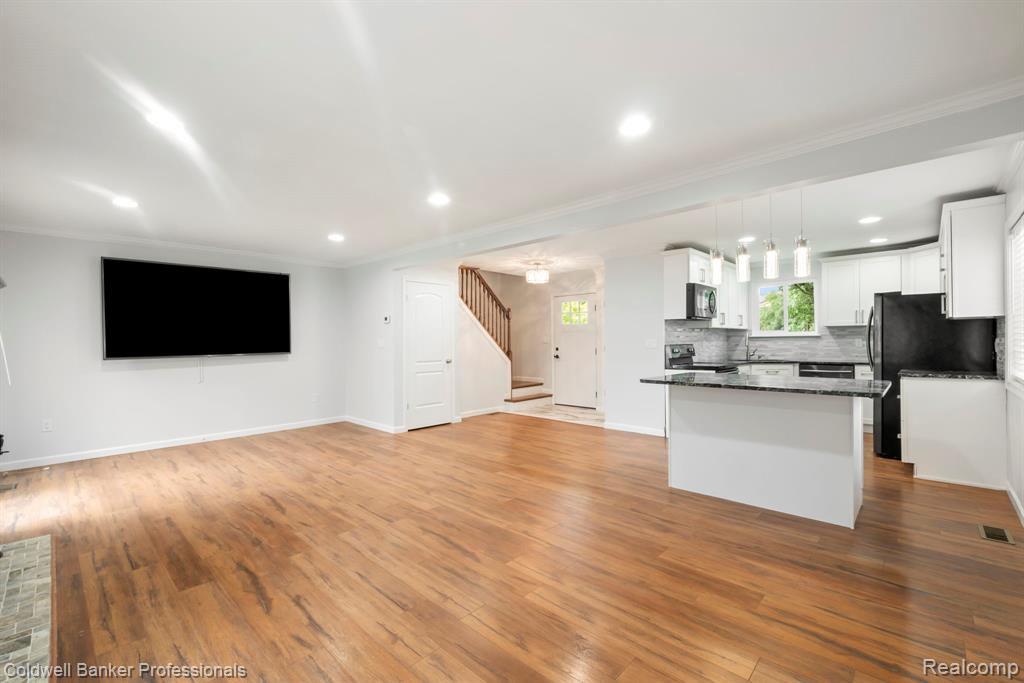 2838 Roundtree Drive Property Photo 15