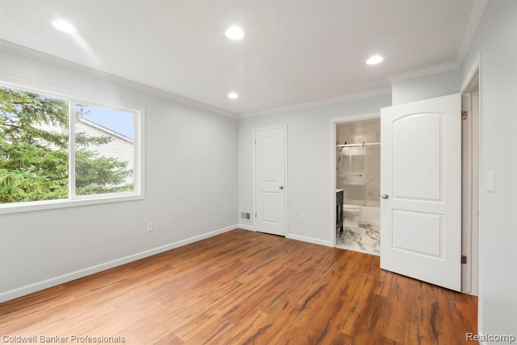 2838 Roundtree Drive Property Photo 28