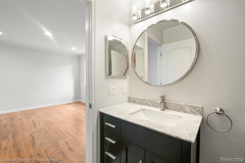 2838 Roundtree Drive Property Photo 31