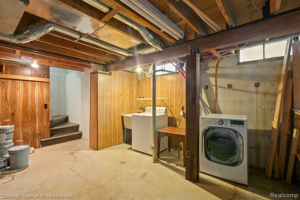 2838 Roundtree Drive Property Photo 39