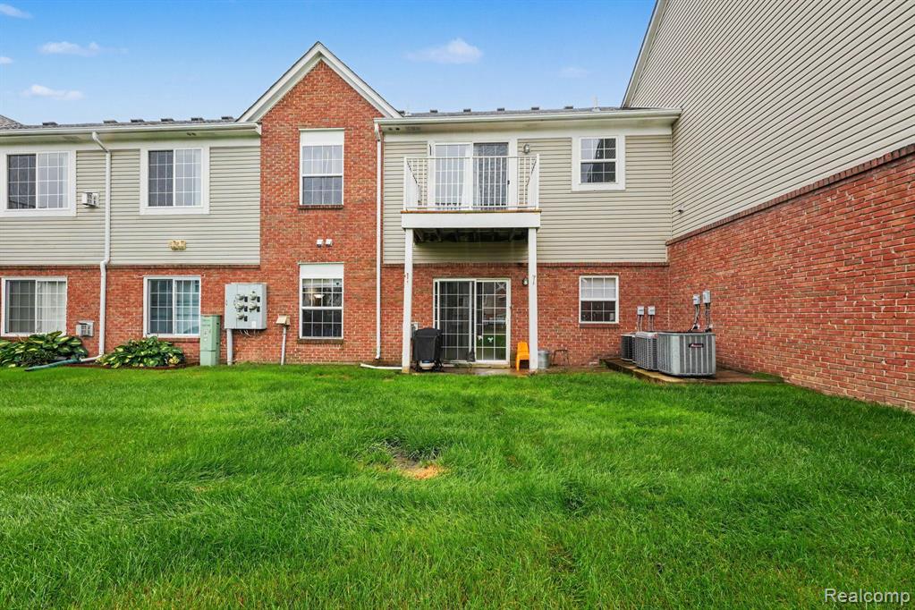 2263 Marissa Way Property Photo 4