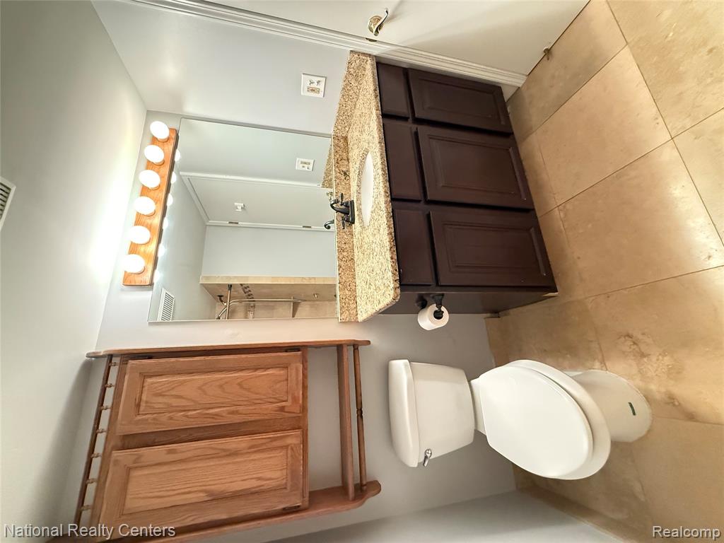 212 Pinewood Drive Property Photo 18