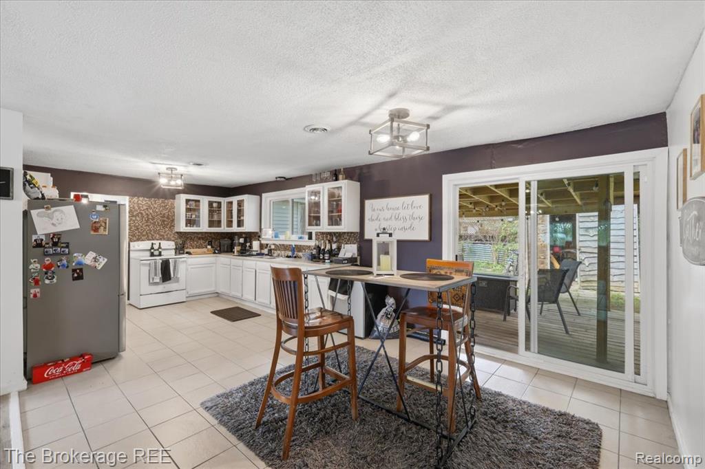 10556 Silver Lake Road Property Photo 13