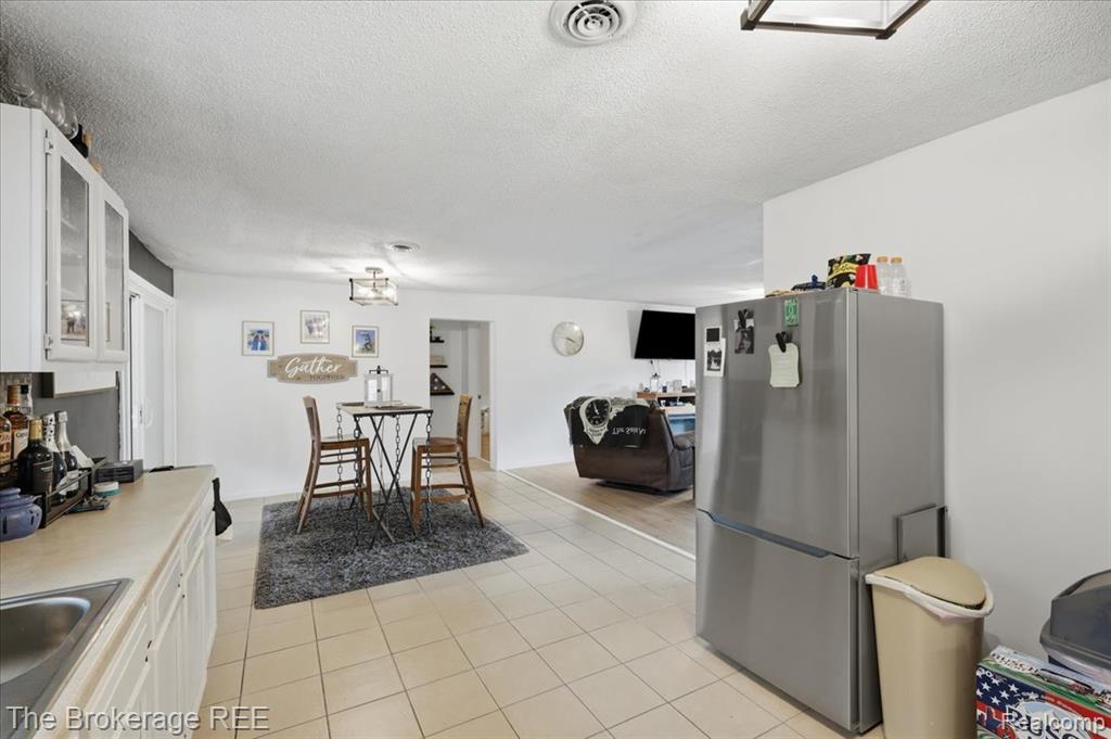 10556 Silver Lake Road Property Photo 15