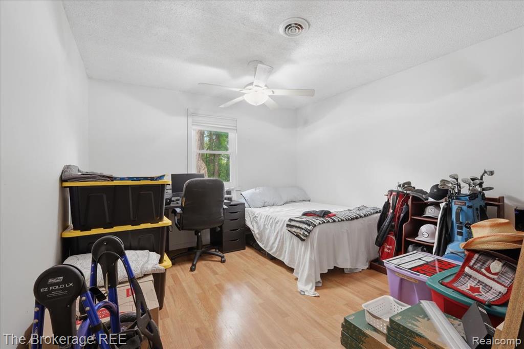 10556 Silver Lake Road Property Photo 16