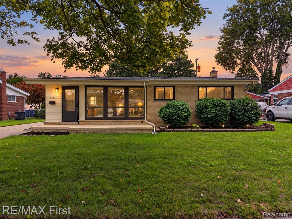 32612 Holden Drive Property Photo 1