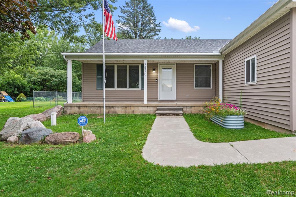 7870 Ormond Road Property Photo 4