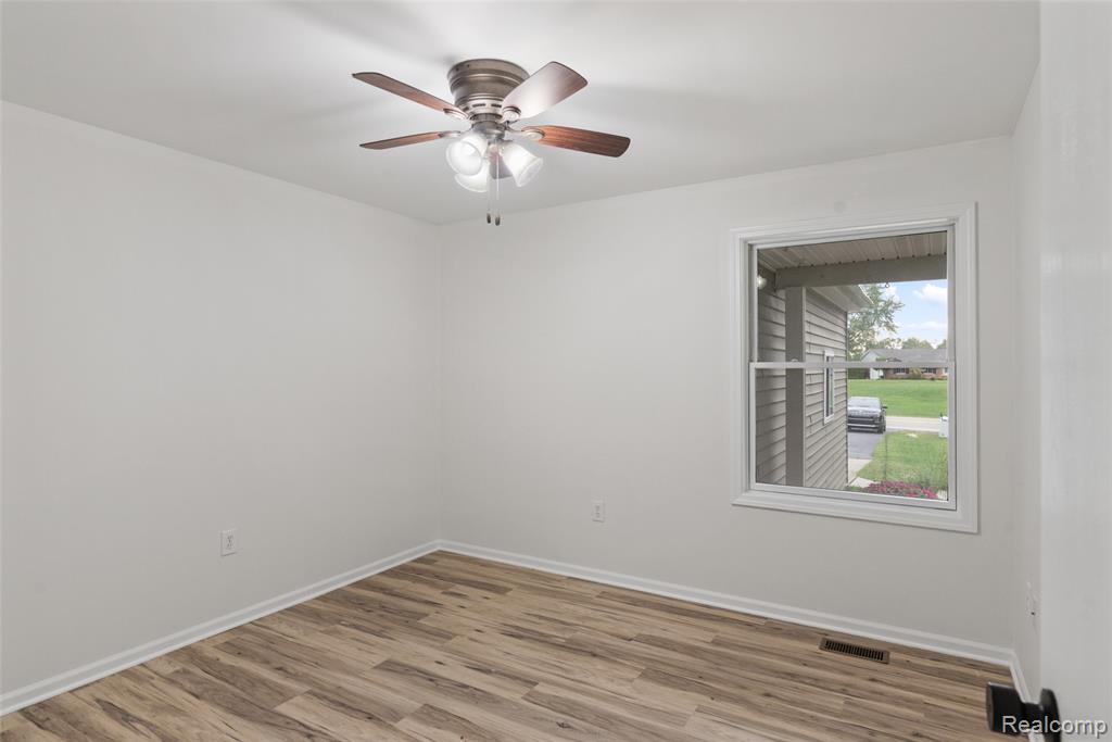 7870 Ormond Road Property Photo 16