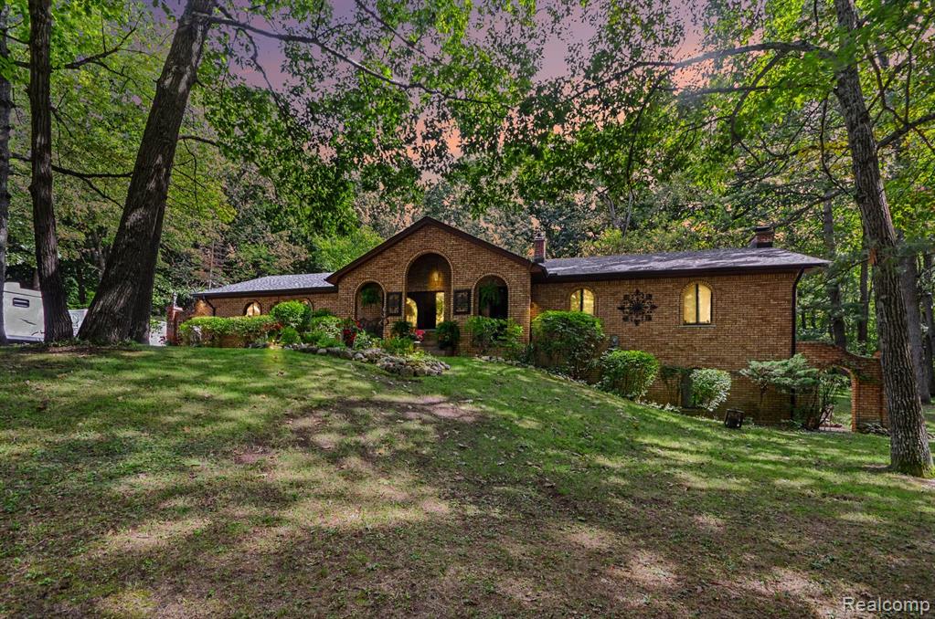 1600 Moffat Road Property Photo 1
