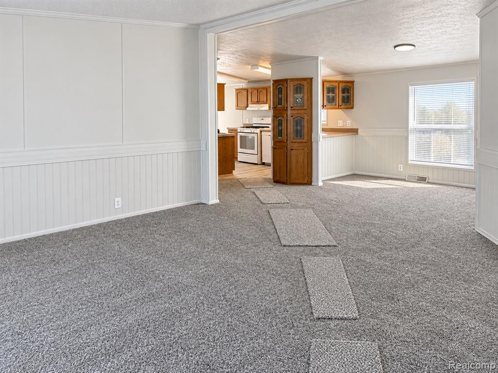 29 Brookfield Property Photo 2