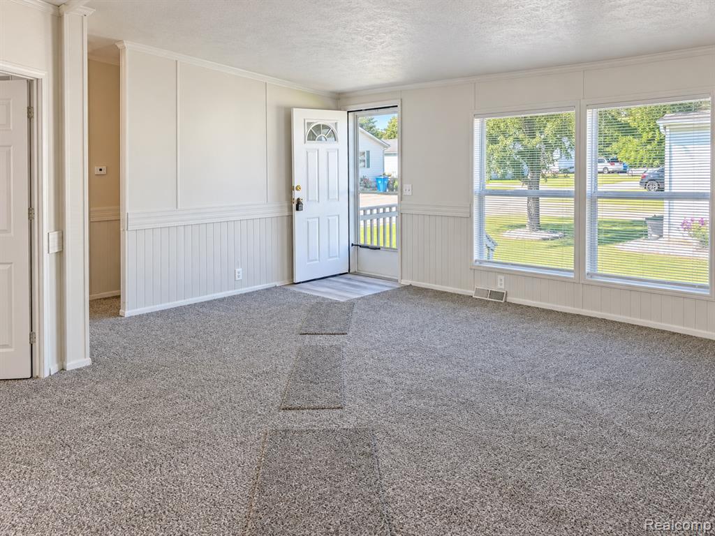 29 Brookfield Property Photo 3