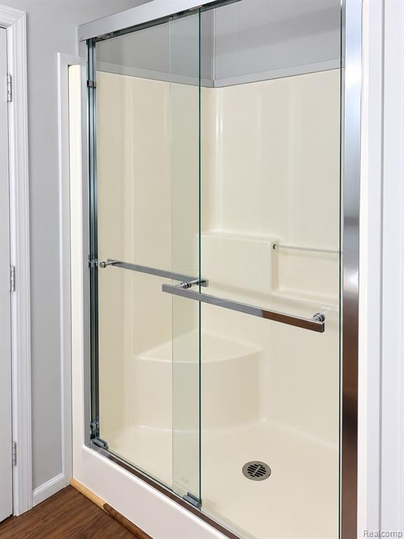 29 Brookfield Property Photo 12