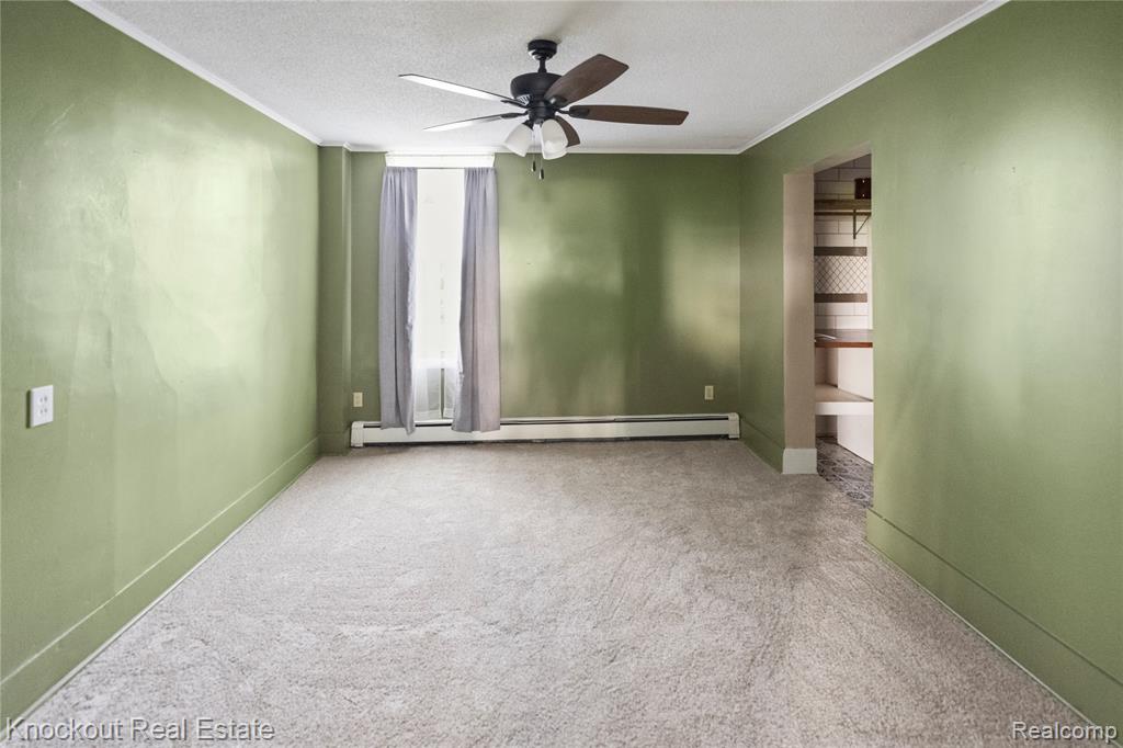 5750 Maple Road Property Photo 13