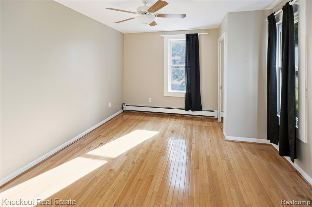 5750 Maple Road Property Photo 20