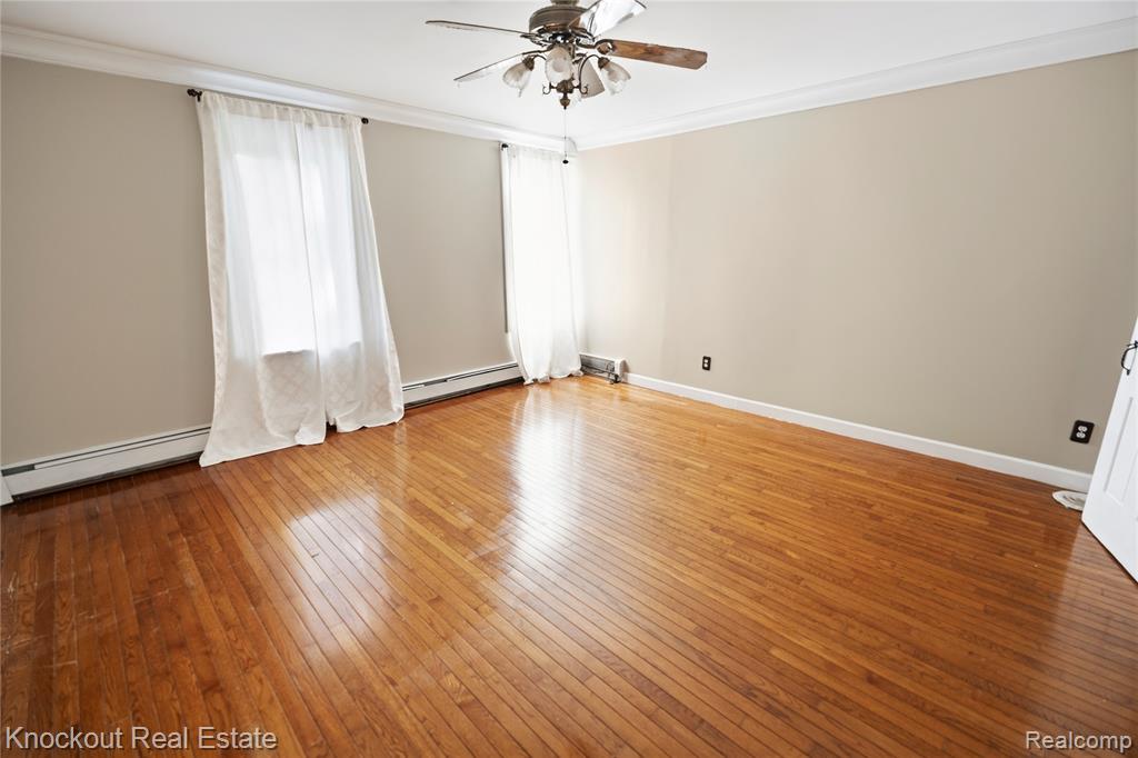 5750 Maple Road Property Photo 26