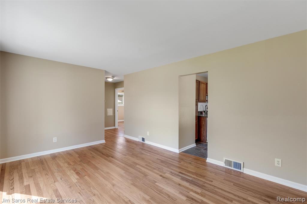 6741 Deering Street Property Photo 5