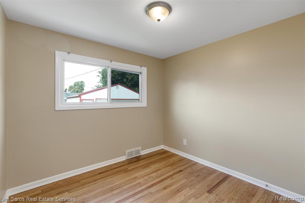 6741 Deering Street Property Photo 10