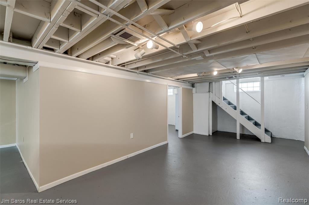 6741 Deering Street Property Photo 16