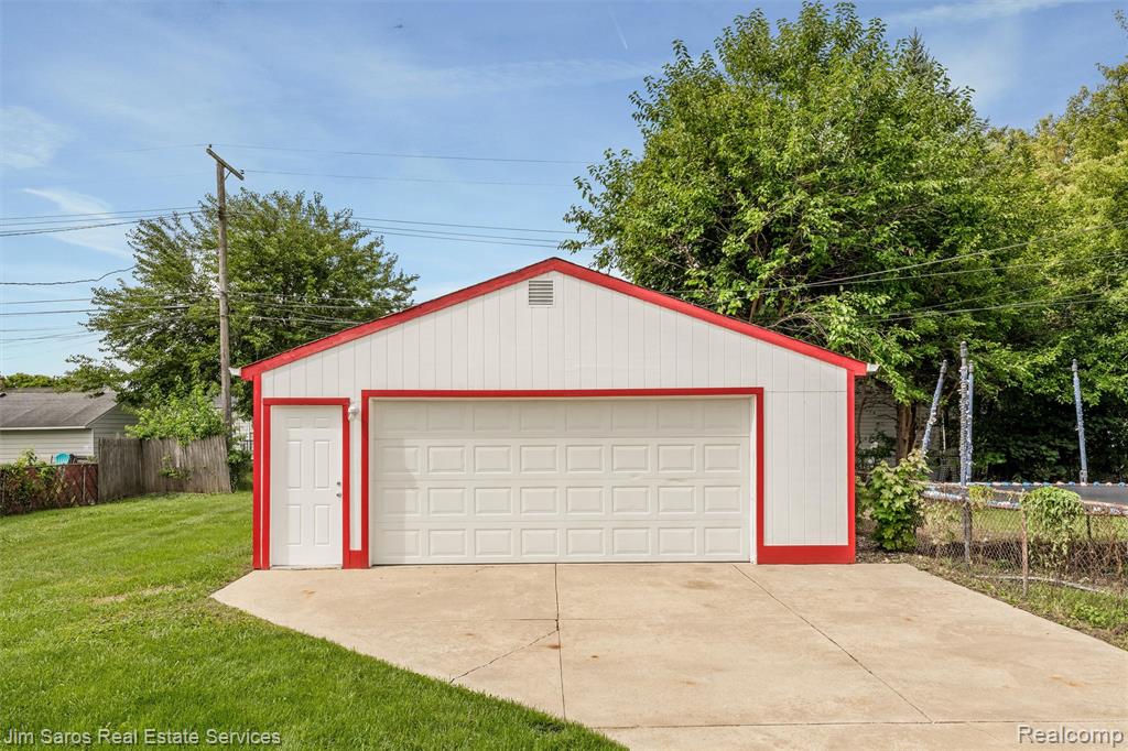 6741 Deering Street Property Photo 24