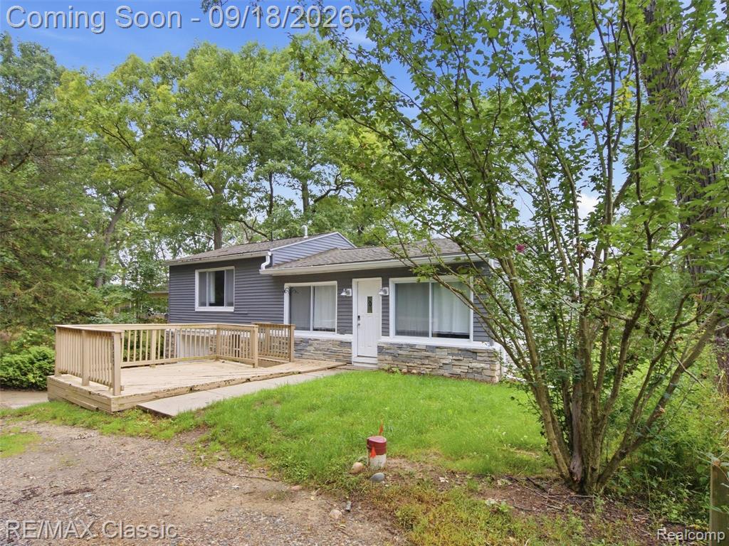 3980 Ben Hur Drive Property Photo 4