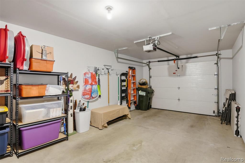 28259 Oakmonte Circle Property Photo 40