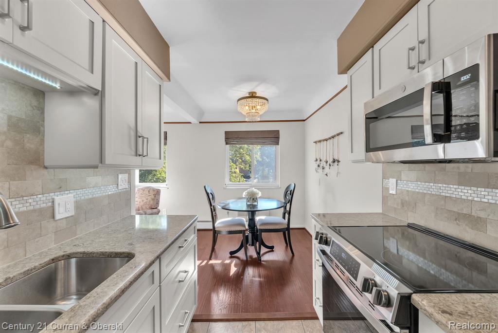 3400 Elizabeth Drive Property Photo 11