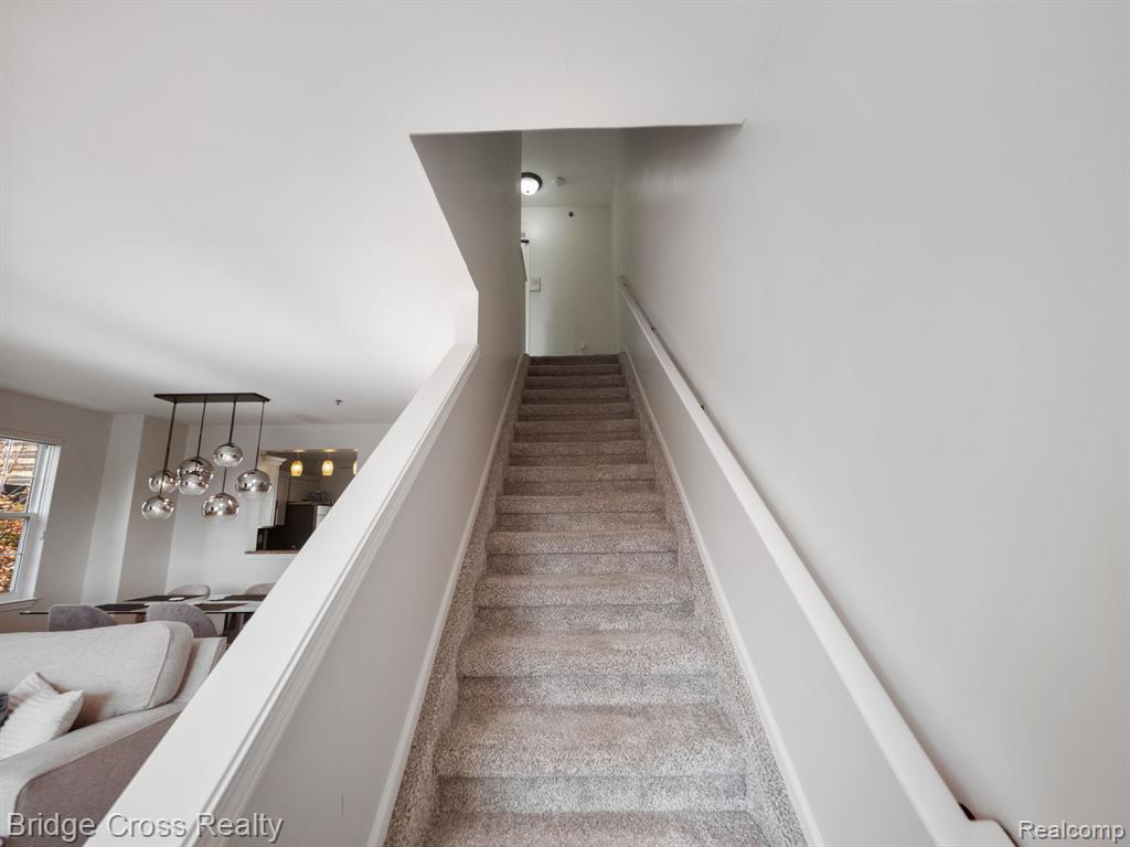 20308 Boardwalk Boulevard Property Photo 17