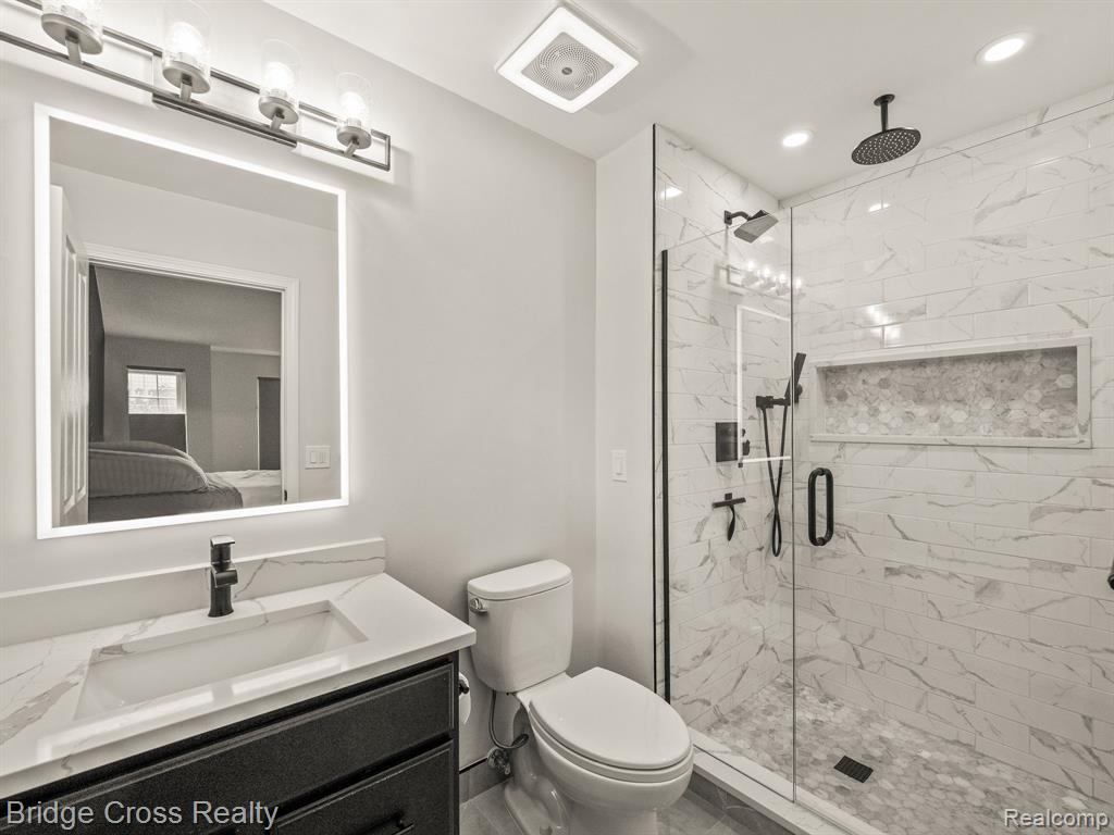 20308 Boardwalk Boulevard Property Photo 21