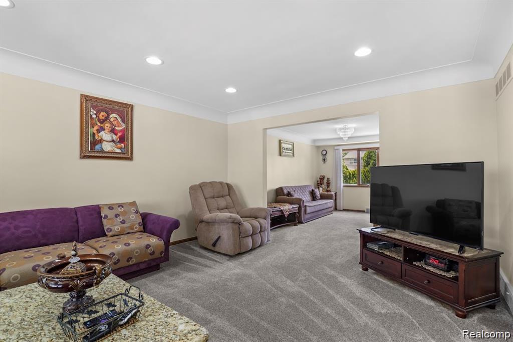 26449 Haverhill Property Photo 13