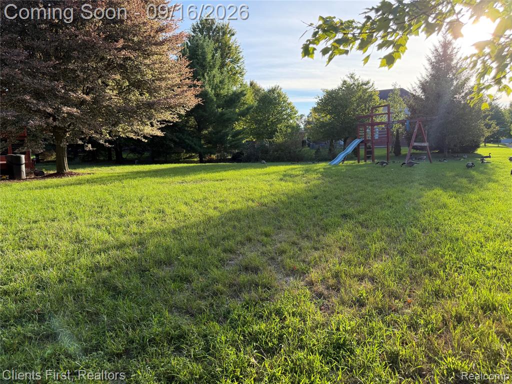 24519 Willowbrook Property Photo 30