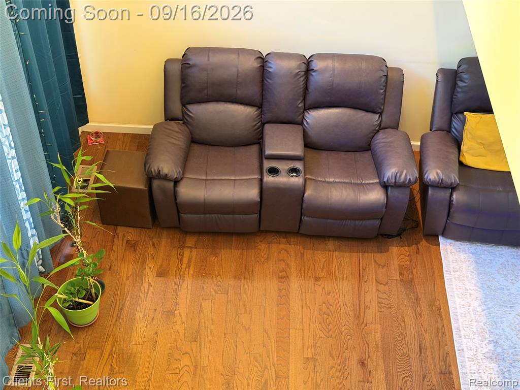 24519 Willowbrook Property Photo 41