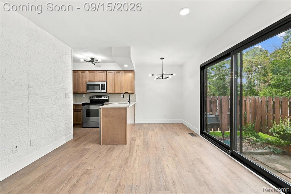20977 Sherman Avenue Property Photo 10