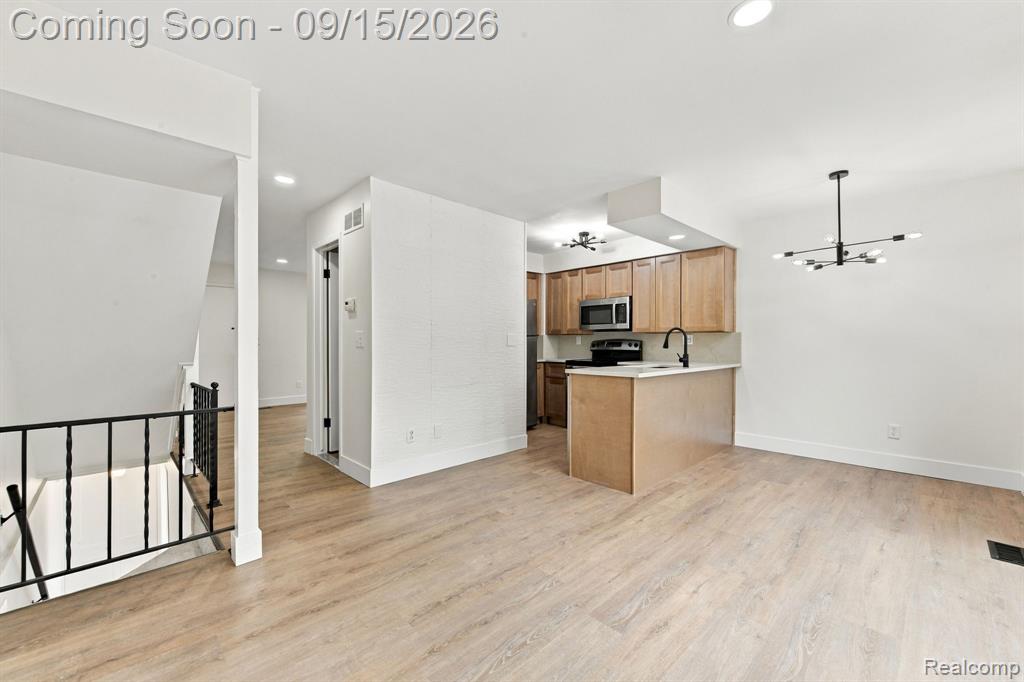 20977 Sherman Avenue Property Photo 12