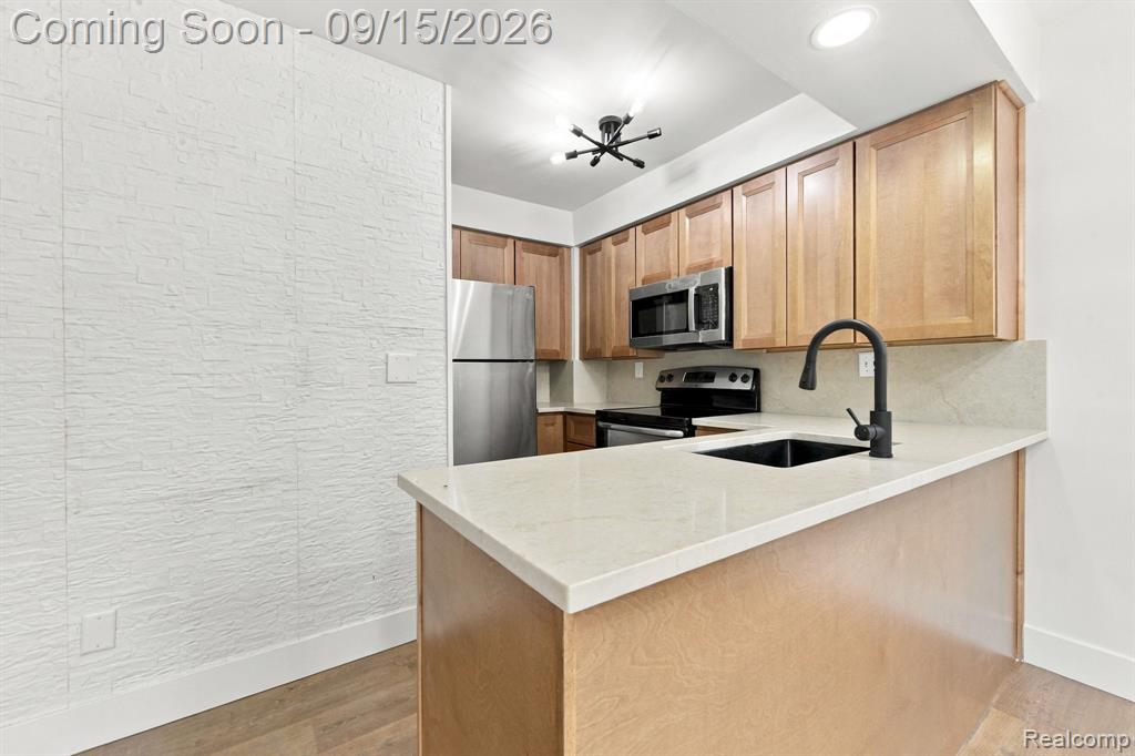 20977 Sherman Avenue Property Photo 14