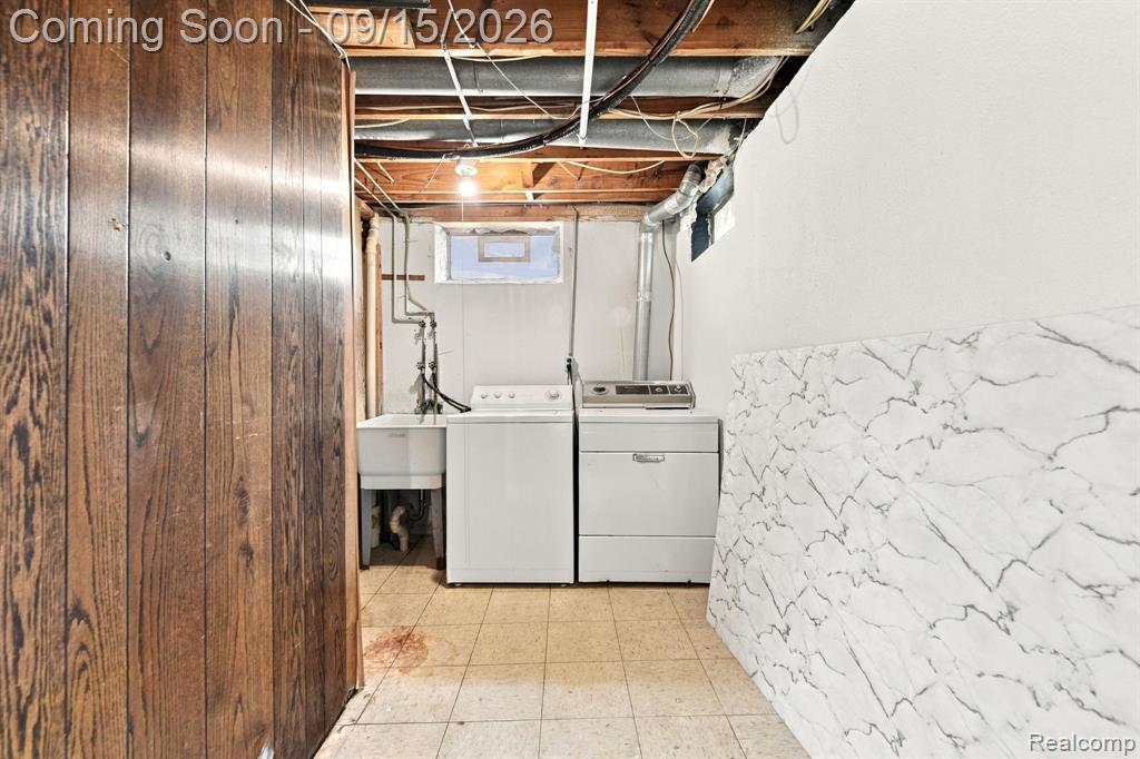 20977 Sherman Avenue Property Photo 33