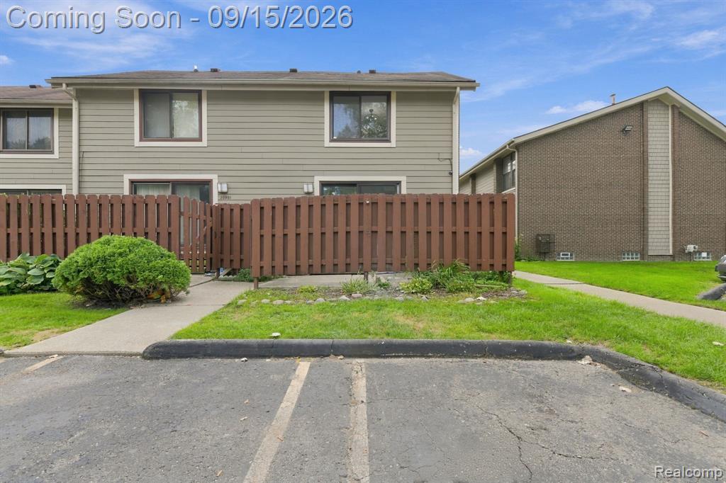 20977 Sherman Avenue Property Photo 36