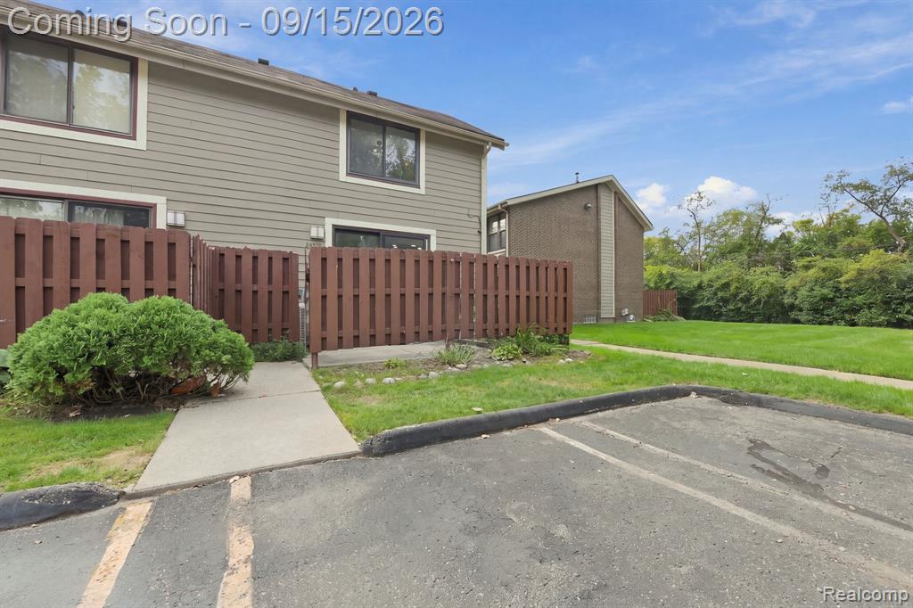20977 Sherman Avenue Property Photo 37