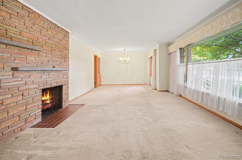19925 E William Court Property Photo 5