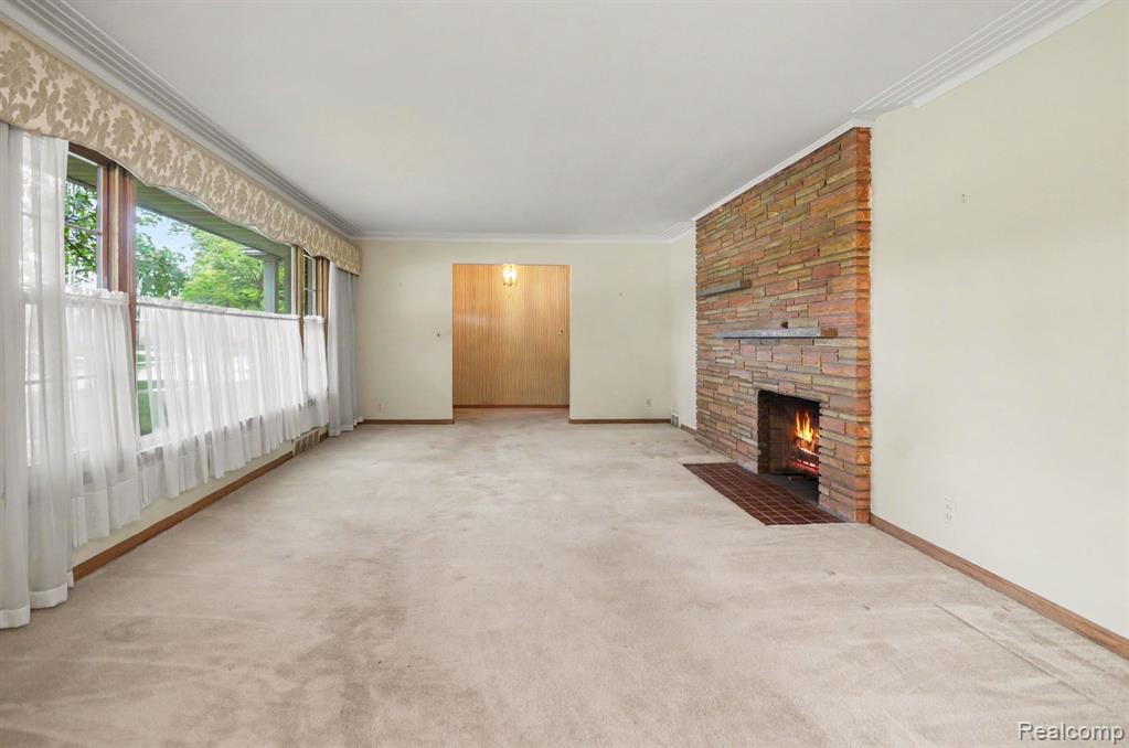 19925 E William Court Property Photo 7