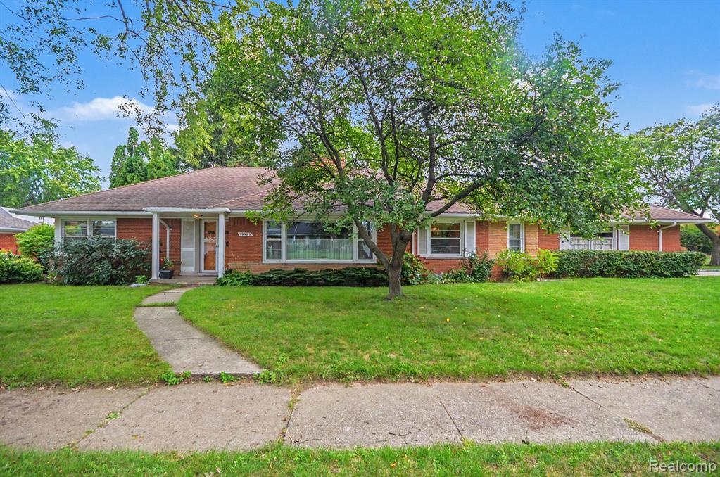19925 E William Court Property Photo 29